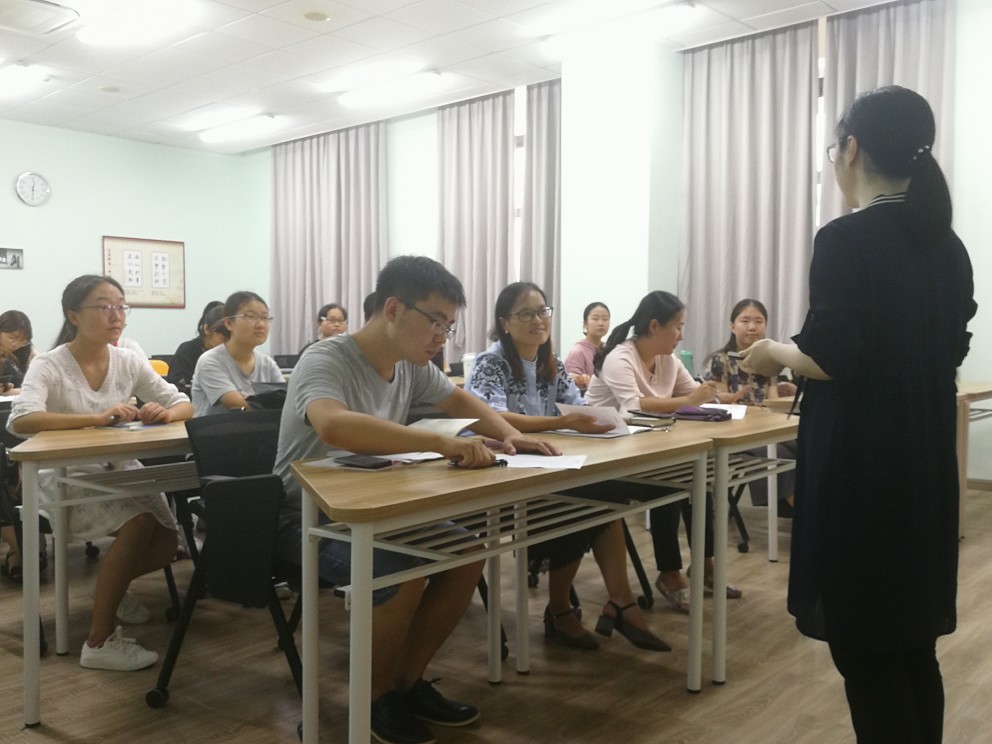 学优秀党员事迹，为进博立足岗位――太阳成集团tyc539员工党支部主题党日活动