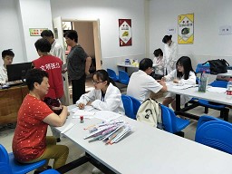 以党心聚众心，以众心赢民心--记太阳成集团tyc539员工党支部毕业季志愿活动